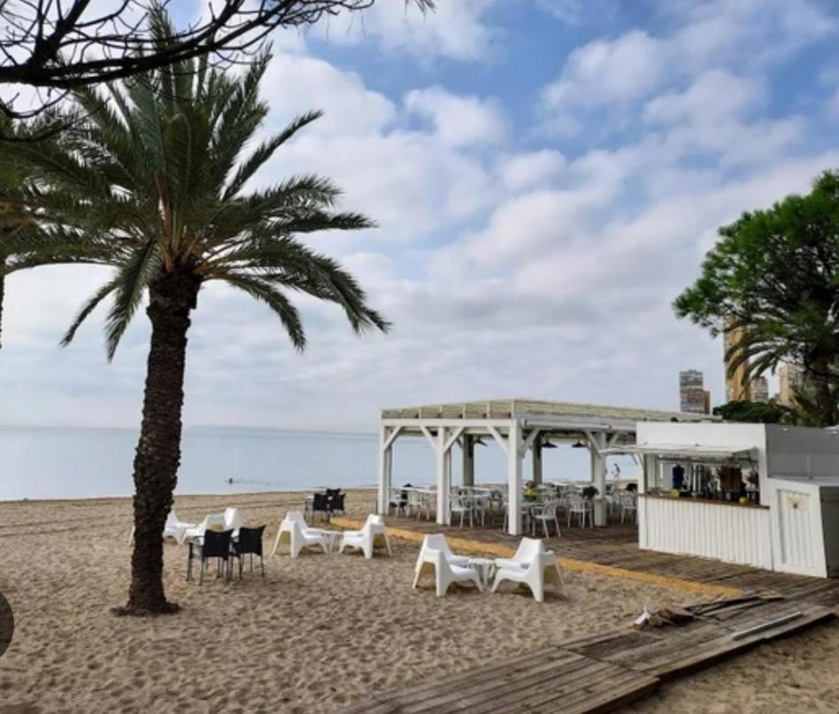 Ferienwohnung Miniloft En La Playa Alicante Exterior foto